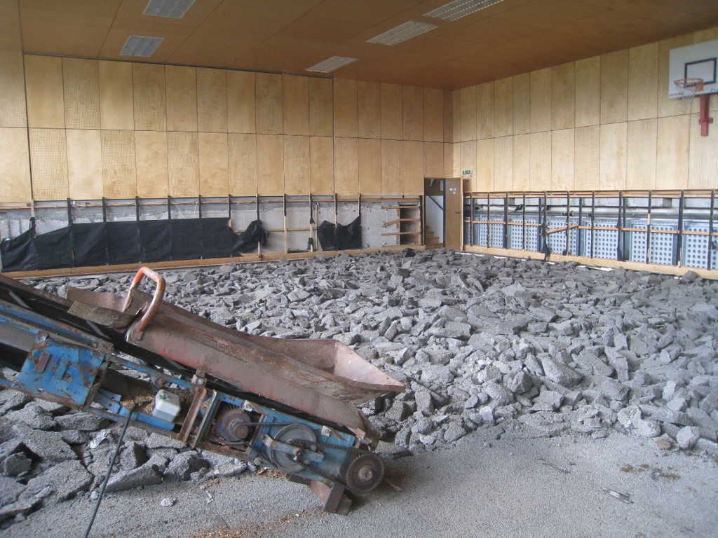 Hochwasser Mehrzweckhalle 2010 _6__jpg-1281438616