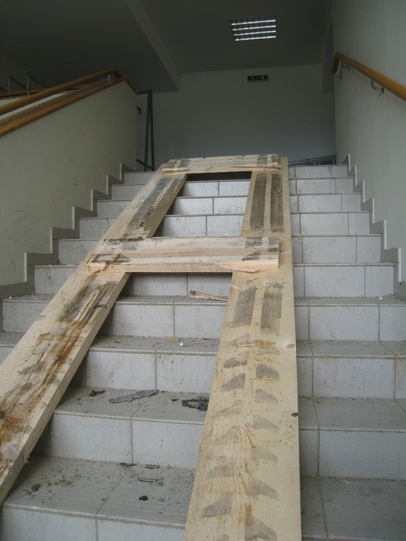 Hochwasser Mehrzweckhalle 2010 _9__jpg-1281438730