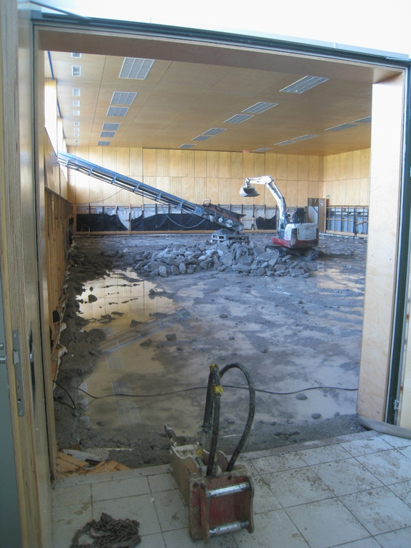 Hochwasser Mehrzweckhalle 2010 _16__jpg-1281438884