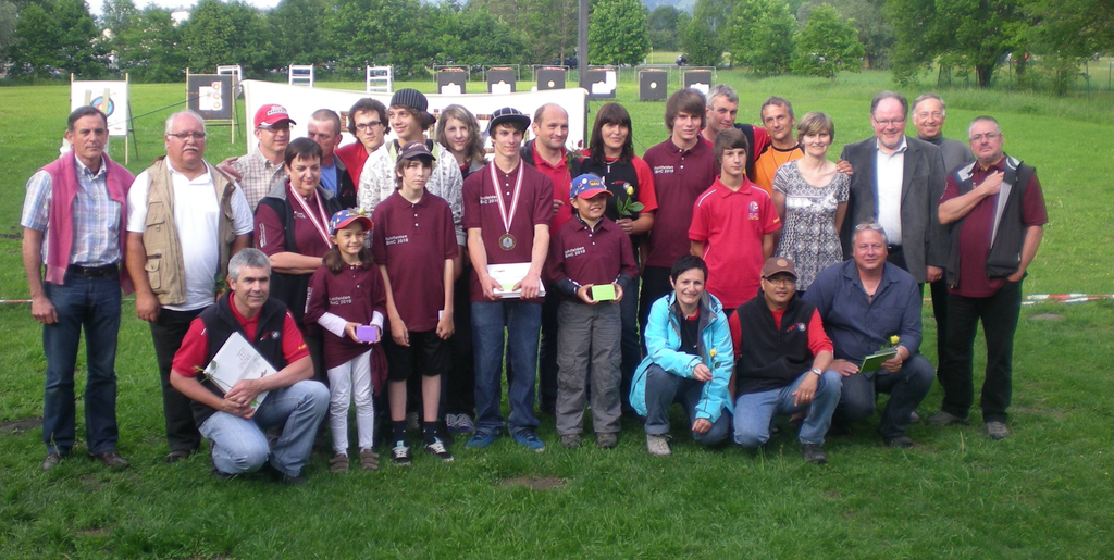 Bogensch__tzen ganze Gruppe_jpg-1281616847