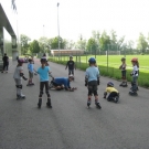 Junge Fahrschule auf vier Rädern