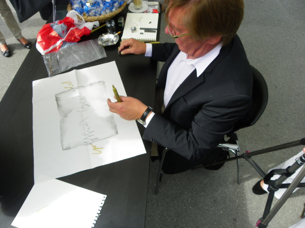 104_9492_jpg-1282045279