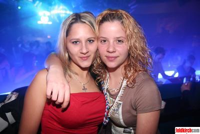 1832008.jpg
