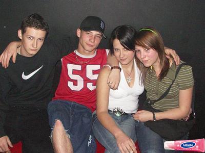 1963838.jpg