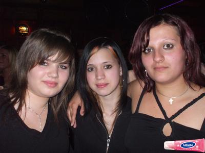 2000226.jpg