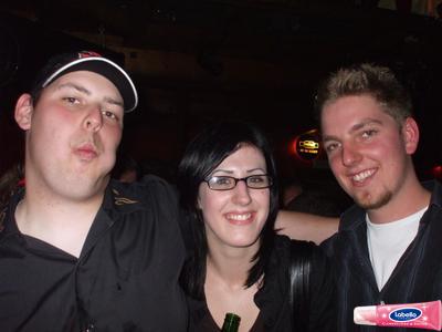 2000243.jpg