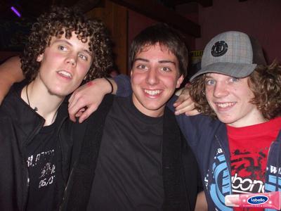 2000673.jpg