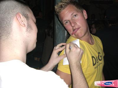 2000365.jpg