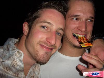 2005216.jpg