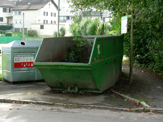 Gr ncontainer vorher.jpg