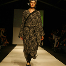 MQ Fashion Week - Er__ffnungsschau - florian wieser _71_.jpg