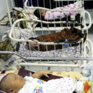 Indonesierin brachte 8,7 Kilo schweren Buben zur Welt 