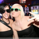 Freitagabend: Crazy Glasses Party im Bus Stop