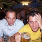 Stimmung im Wirtschaftszelt