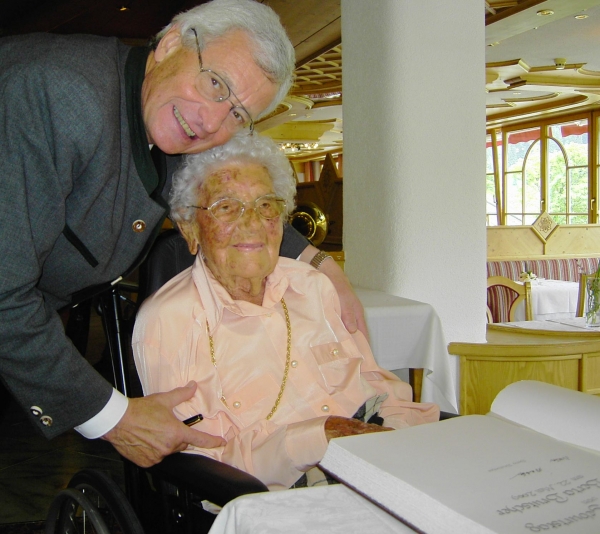 Berta Brutscher100 _2_.jpg