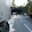 Düngemittel-Transport verursacht Stau