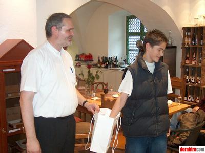 564503.jpg