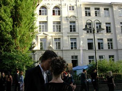 590739.jpg