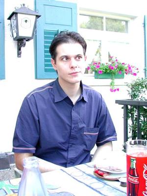 593519.jpg