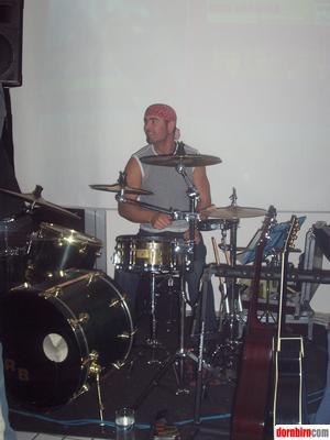 669145.jpg