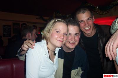 694214.jpg