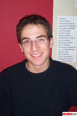 700527.jpg