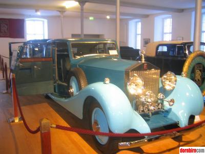 704774.jpg