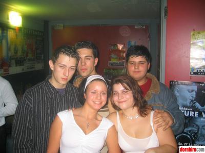 704806.jpg