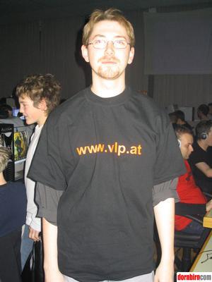 704860.jpg