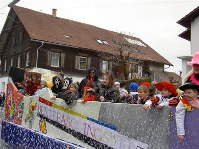 741892.jpg