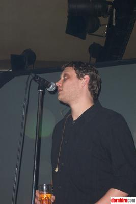 758518.jpg