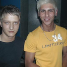 832644.jpg