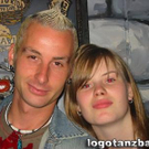 833910.jpg