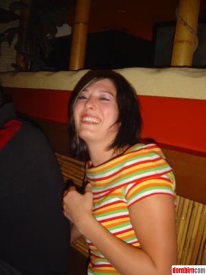 869549.jpg