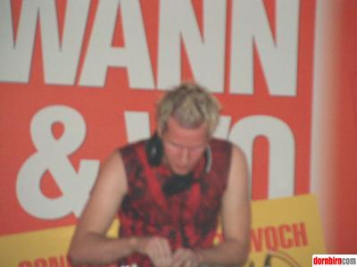 875615.jpg