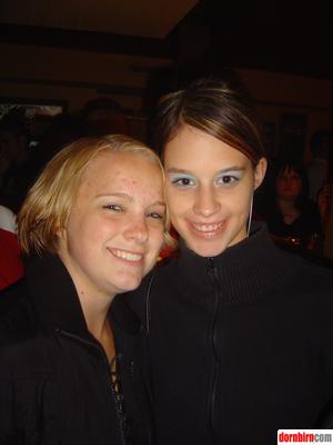 884768.jpg