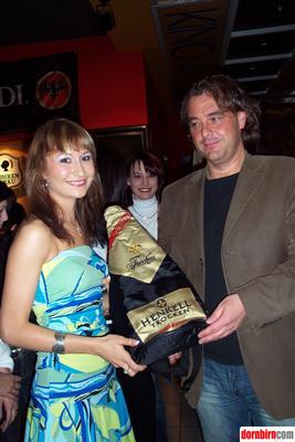 934748.jpg