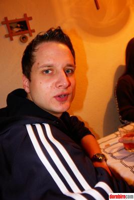 1350584.jpg