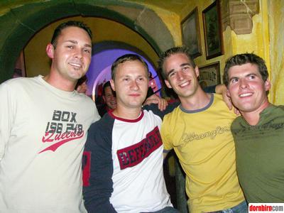 1487483.jpg