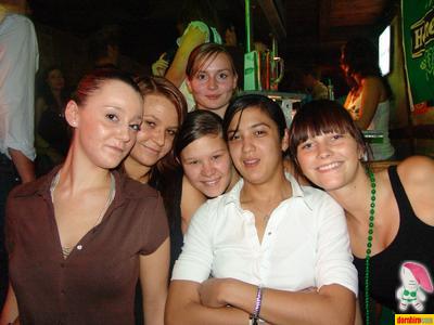 1525404.jpg