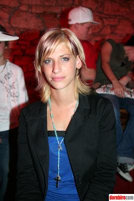 1558192.jpg