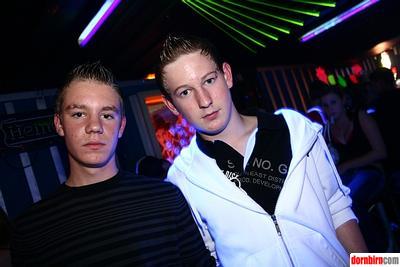 1558925.jpg