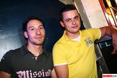 1558995.jpg