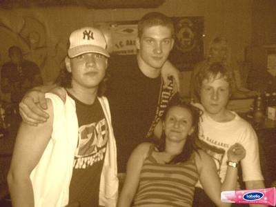 2012517.jpg