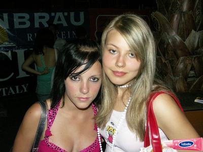 2012544.jpg
