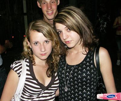 2012548.jpg