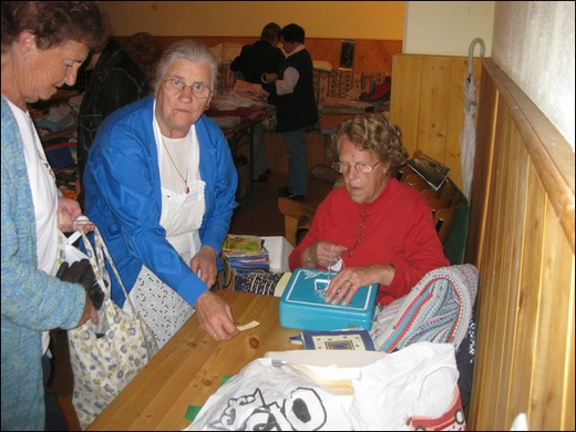 HK_Flohmarkt2009 _28_.jpg