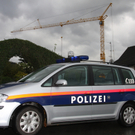 Götzis: Drei Männer vom Gerüst gestürzt