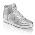 HU_SneakerWoman_05.jpg