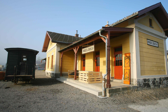 bahnhof andelsbuch.jpg